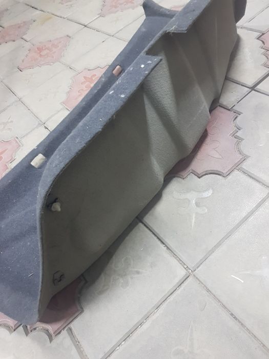 Обшивка багажника мерседес