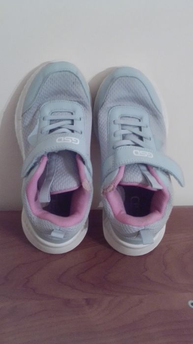 Кроссовки для девочки 34 размер