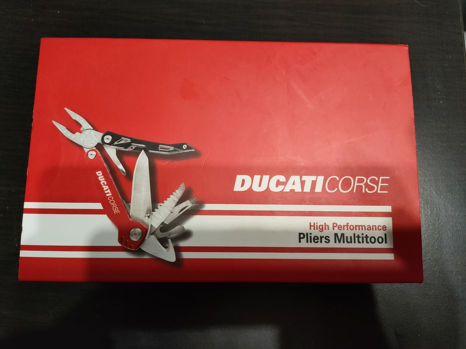 Мултифункционален инструмент Ducati corse 11 in 1.