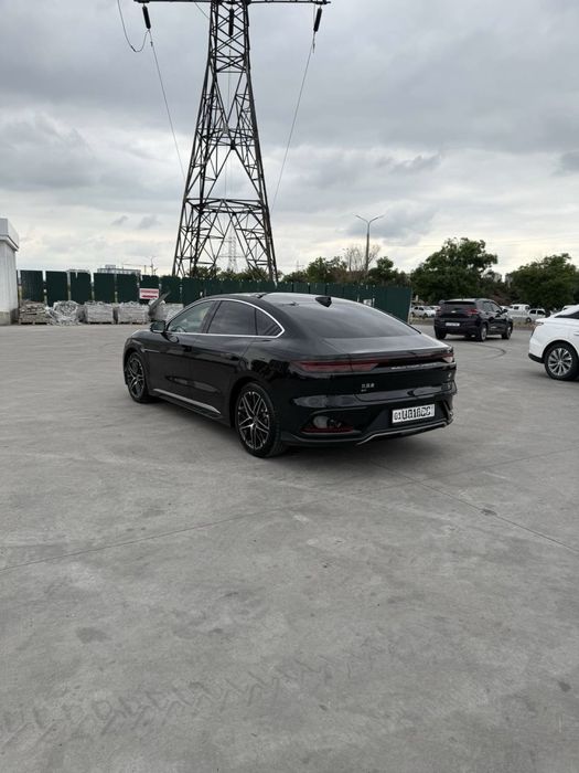 Byd han 605 EV smart