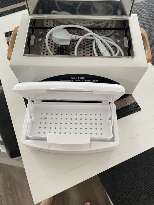 Sterilizator pentru unghii!!