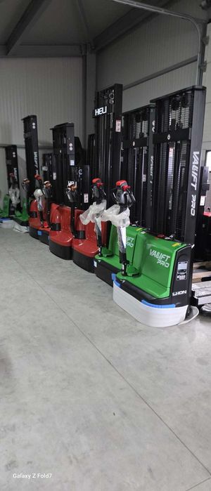 Transpalet Electric cu Catarg pentru Depozit, 1.5 tone, baterie Lithiu