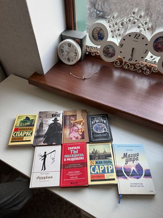Продается книги начиная с 2000 тг