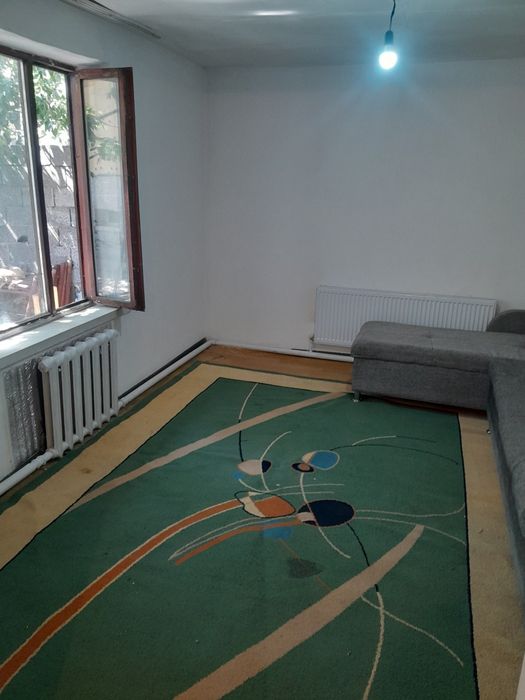 Сдаётся 2 х ком мкр Улжан 1