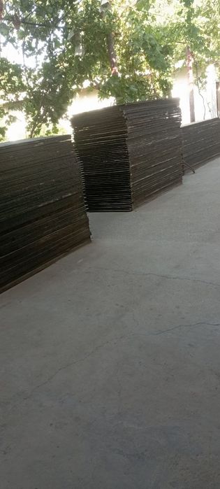 Apalofka sotiladi. Xolati juda zur, olganizga achinmaysiz.