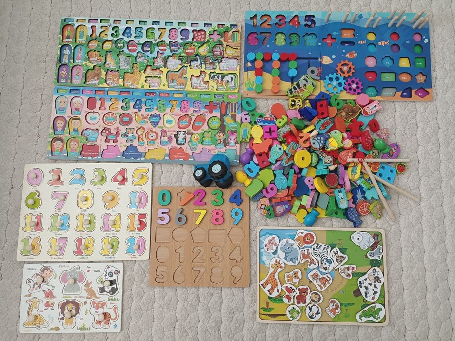 Пакет развивающих игрушек ( за все 3000)
