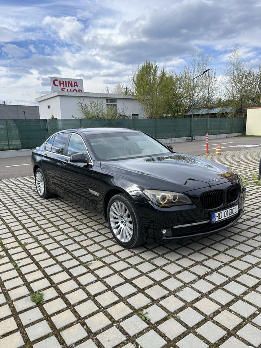 Bmw 740d. F01 2012