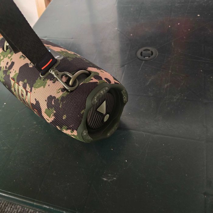 Vind boxa JBL exttreme 4