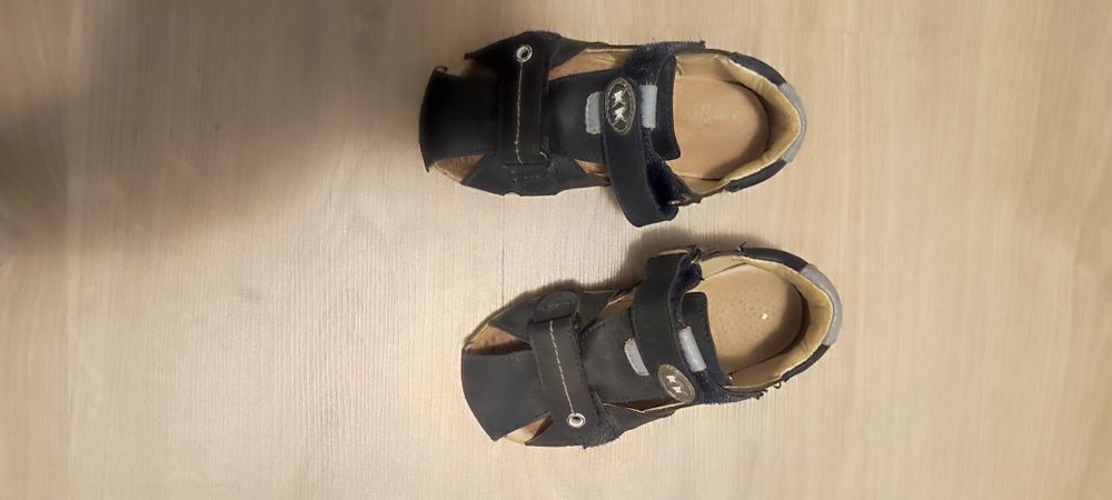 Сандалки за 2-3 г. момче, 23-27 р-р.