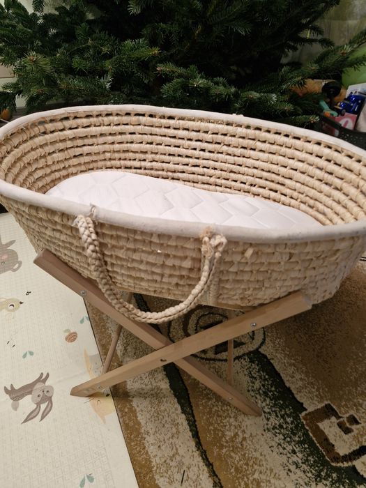 Cos bebeluși impletit manual/pat bebelusi