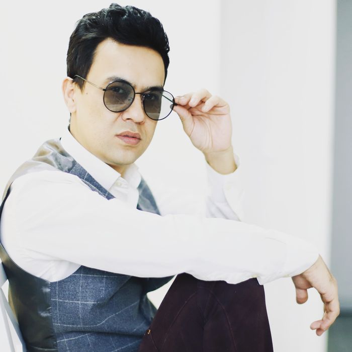 Певец современый Солист вокалист Астана