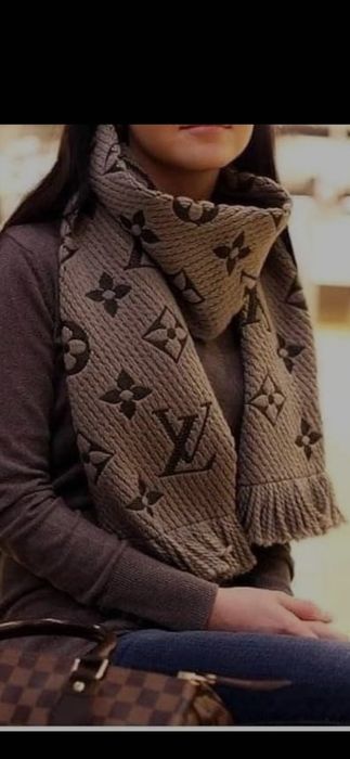 Fular Louis Vuitton, model 2026, 2 modele