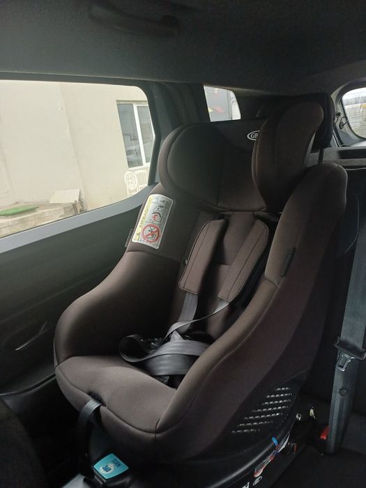 Scaun auto Rotativ 360 Graco Turn2Me Black, 0-18 kg, Negru