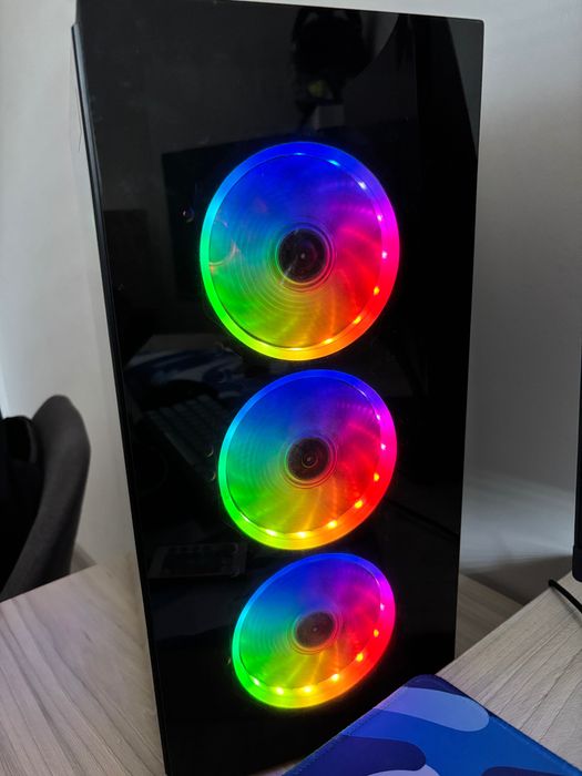 Calculator gaming recondiționat și întreținut