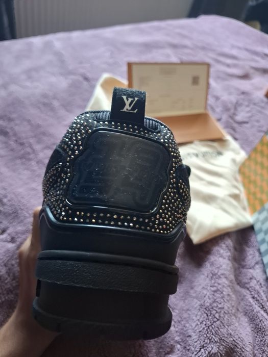 Lv skates black crystal