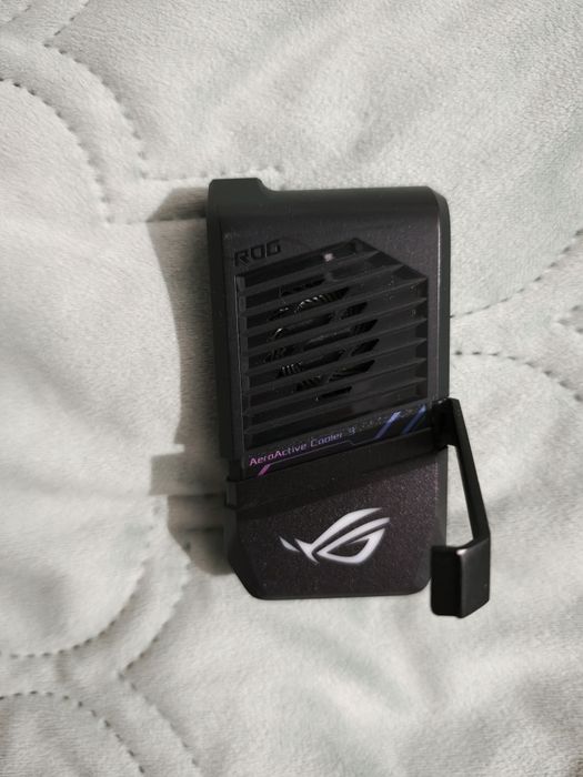 Asus aero active cooler 3