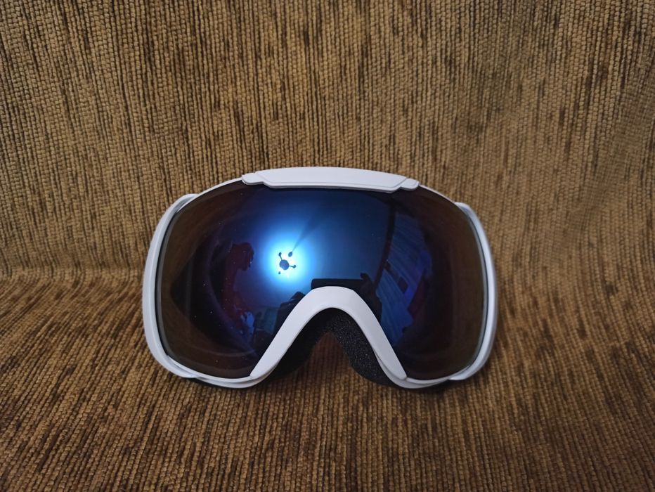 Ochelari ski schi snowboard. (NOI)
(NOI)