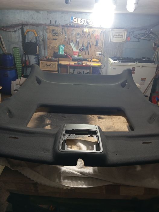 Retapitari plafoane, detailing auto și lumini ambientale