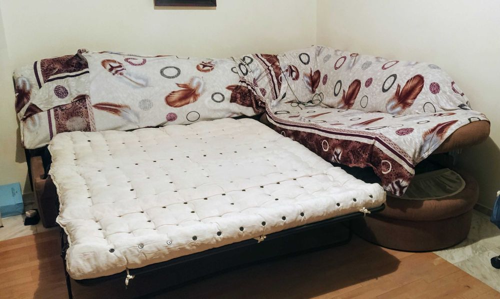 Диван, с функция сън  и ракла