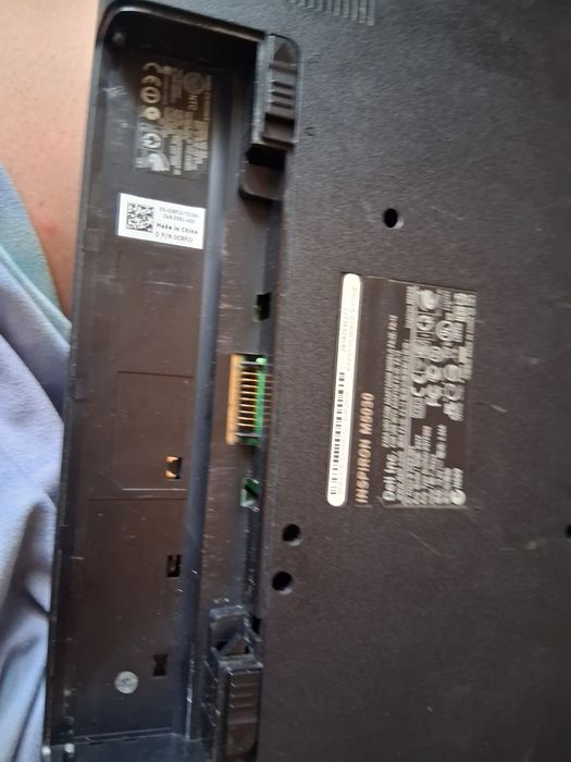 Laptop Dell defect