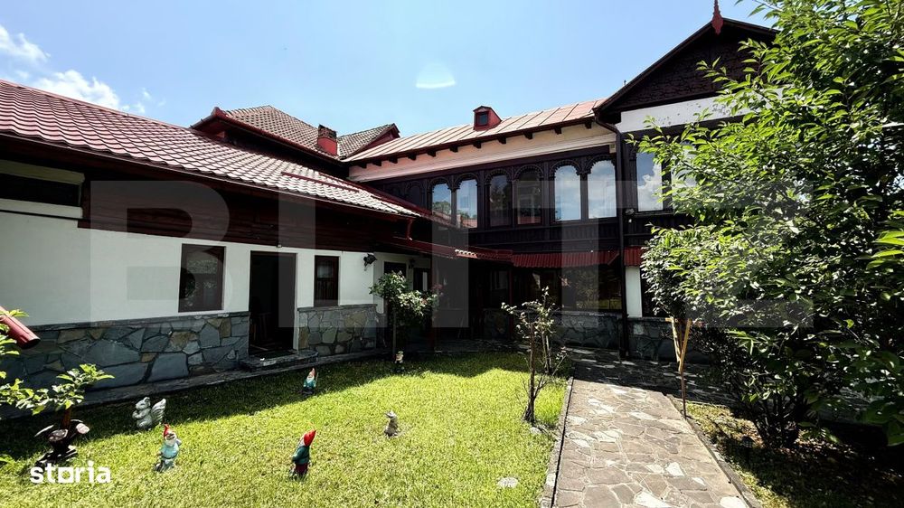 Casa decomandata (P+1E), 220 mp, zona Pietrosita