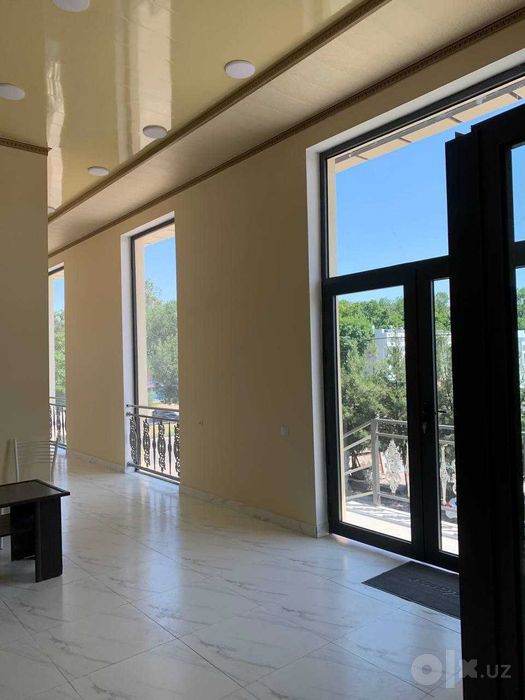 300 m² bino 2-qavatda ijaraga beriladi