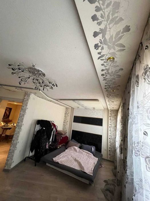 Продается стильная квартира-студия в центре города на Азиз базаре!