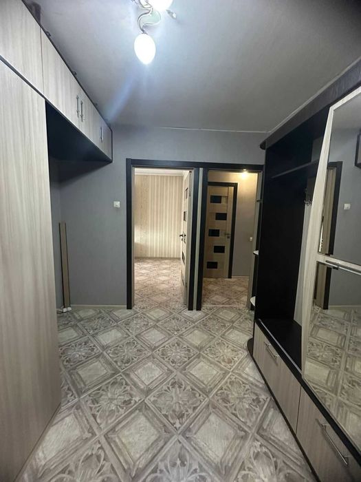 2 комнатная 20 мкр