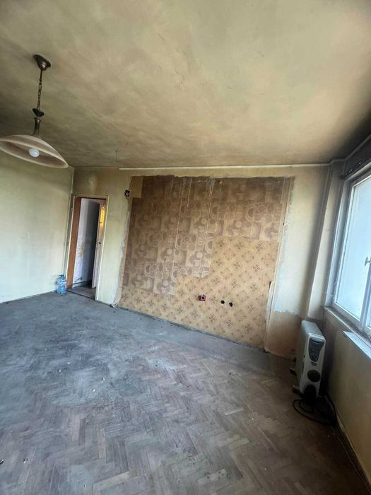 Продава се Тристаен апартамент в Търговище, Център - 78 кв.м за 915 €/кв.м - Снимка #3