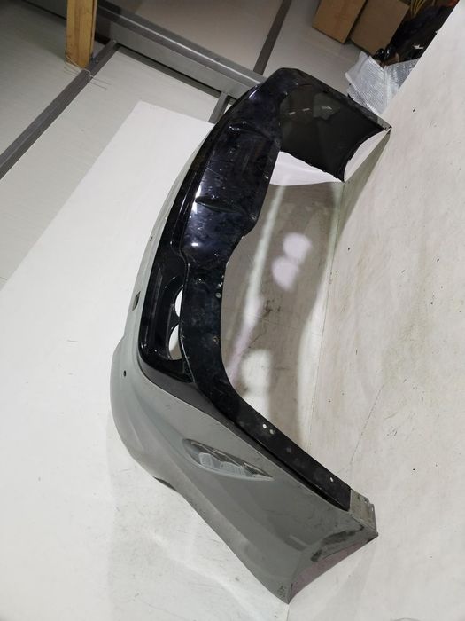 Bara spate Kia Stinger, 2017, 2018, 2019, 2020, 2021, 2022, cod origine OE 86611-J5300.