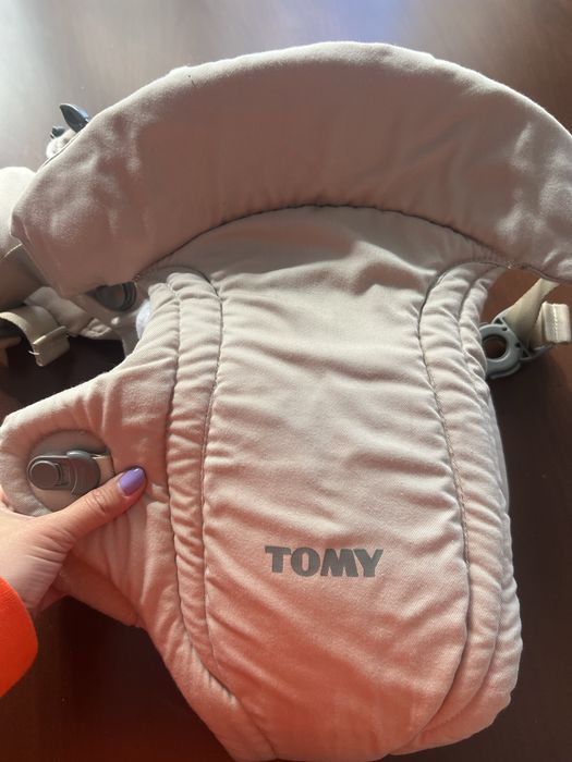 Продам кенгуру TOMY в отличном состоянии!!!