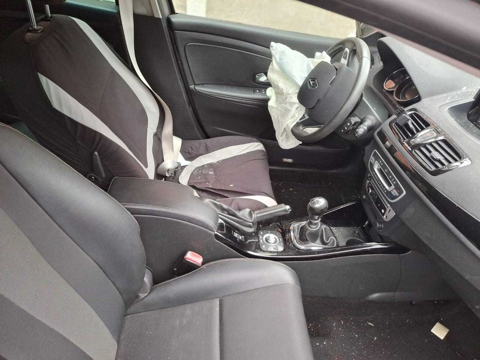 Dezmembrez Renault  Megane III BK (K95) 1.5 dCI K9K Cutie Manuala 6 HP