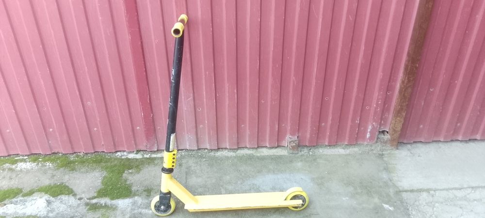 Продам самокат очень хороший