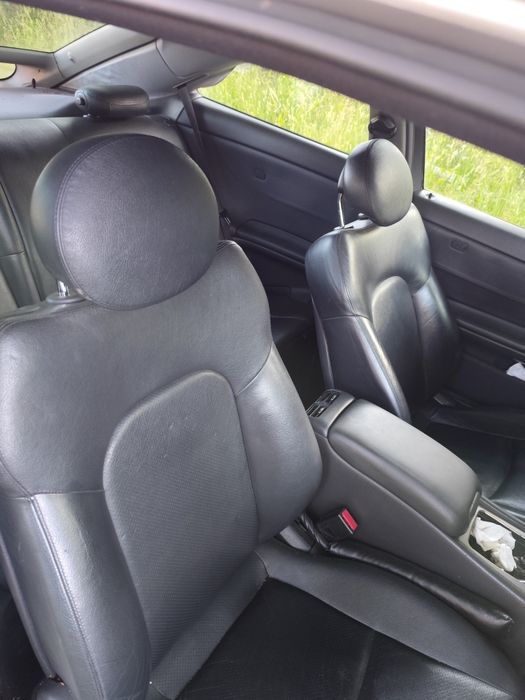 Продавам Mercedes Benz c200 CL203