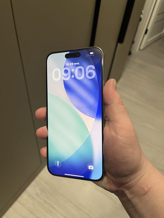 Продам айфон 15 про макс