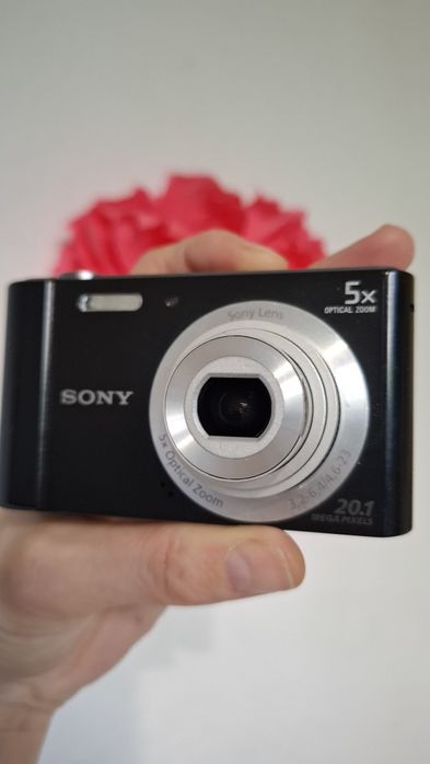 Компактен дигитален фотоапарат SONY Cybershot W800
