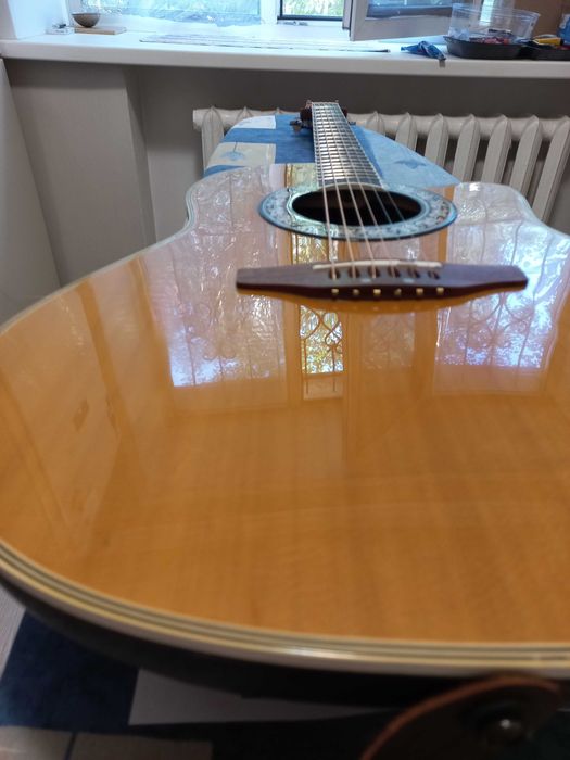 Гитара Ovation Celebrity CC57