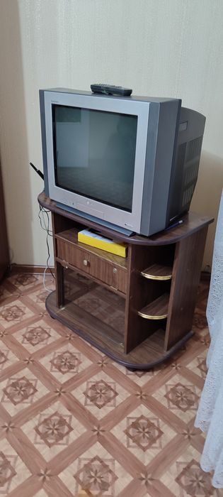 Тумба под телевизор