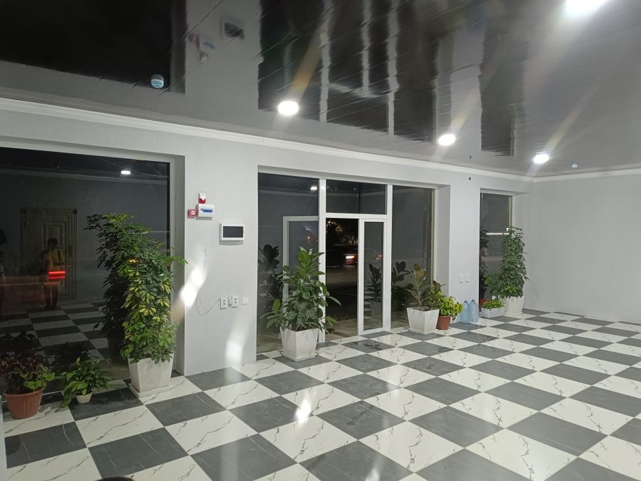 [СРОЧНО]!!!Продаётся дом с магазином Янгибазаре