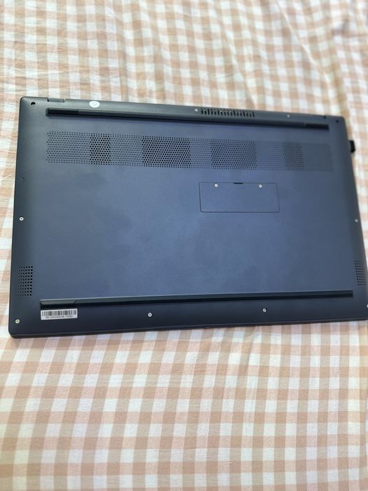 Продам ноутбук  в отличном состояний