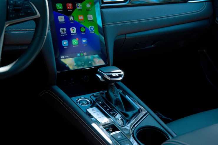 srochna sotiladi Jac J7 1.5 turbo