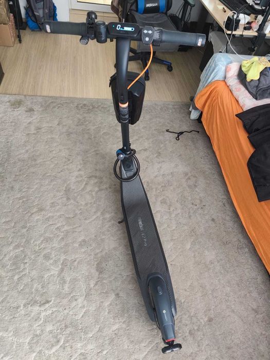 Trotineta electrica Ninebot KickScooter E2 PRO