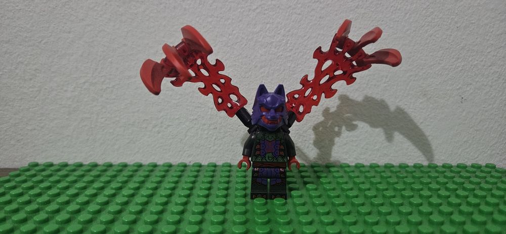 Lup Ninjago Dragons Rising REZERVAT