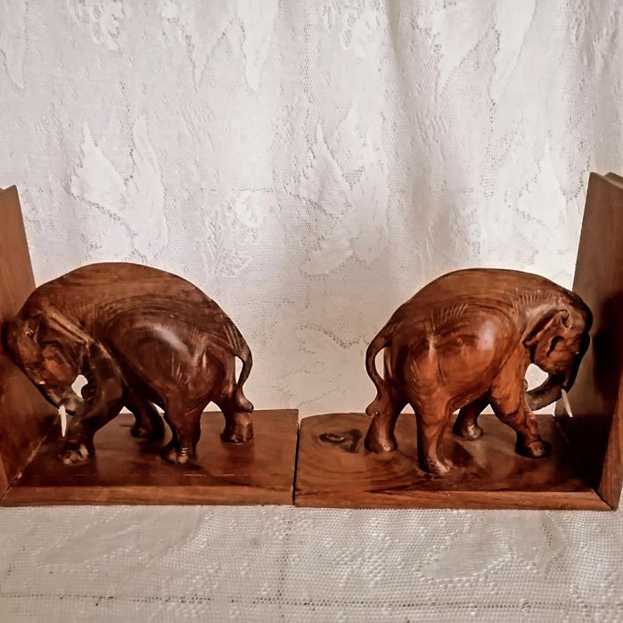 Държачи за книги