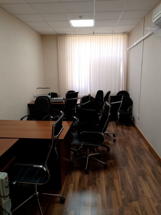 Ул Алишера Навоий 2линия 36м² 2кабинета 1этаж ор с мебелью Юр адреса