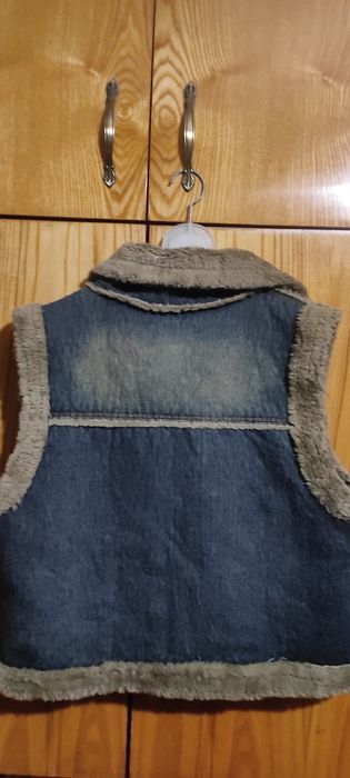 Продаётся меховая жилетка