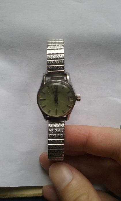 vand ceas mecanic elvetian Musette foarte rar de dame