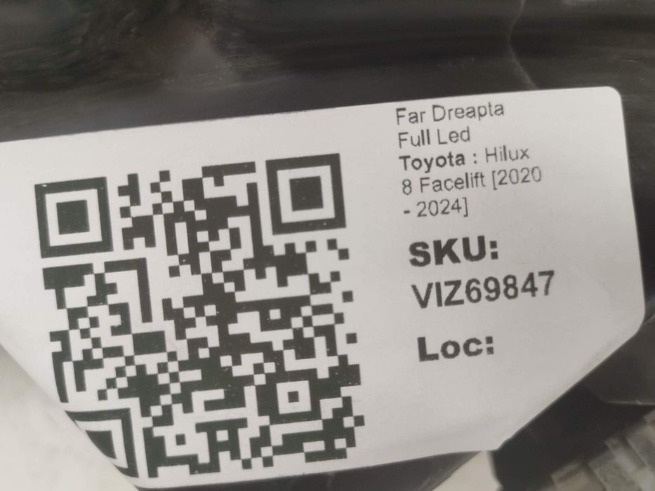 Тойота Хилукс / Toyota Hilux [Преден фар дясно Full Led Toyota Hilux 8