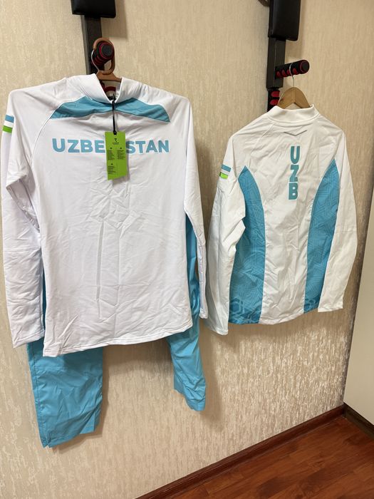 Спортивный костюм мужской