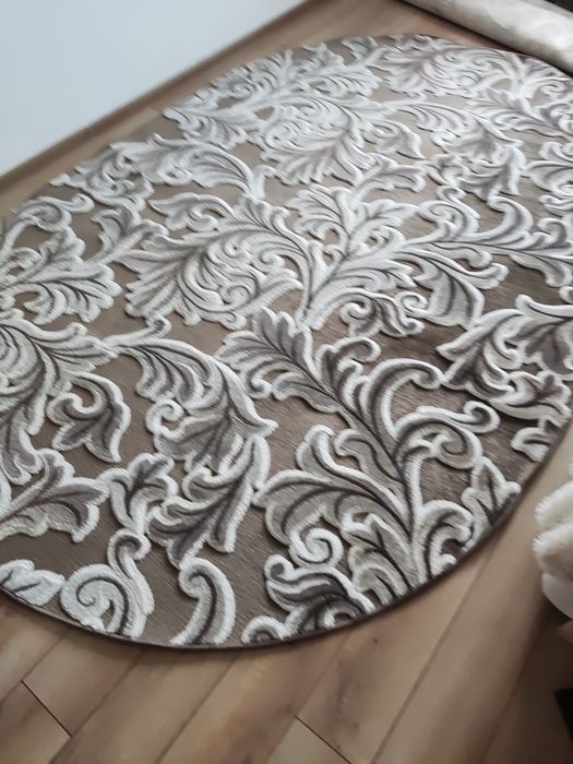 продам палас овальный